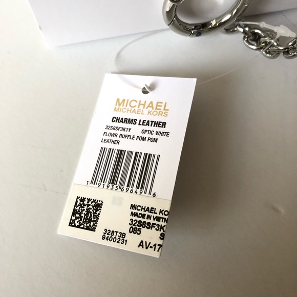 Micheal Kors Leather Flower Ruffle Pom Charm - Picture 5 of 8